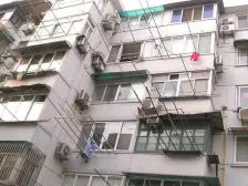 龙吴路11弄小区1室南朝向288.00万元/套出售