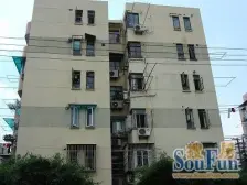 97年房龄近地铁,配套成熟,小区环境优美,中间楼层