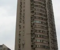 环境优美交通方便,小区万体馆板块