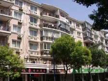 紫叶花园3楼,精装修双南两房,m五V一,看房子方便