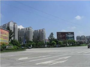 新都国际广场一期 3室2厅 东南