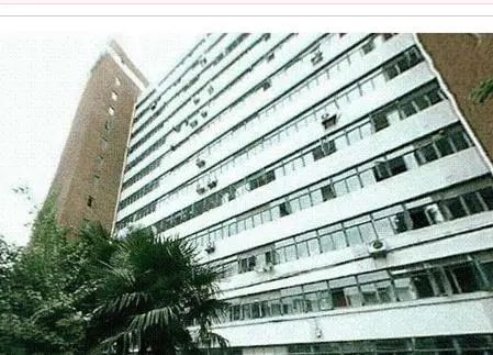 峰华大楼实景图