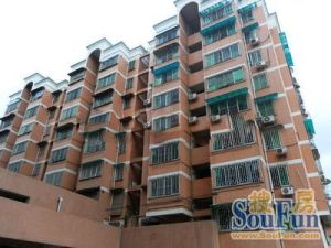 五里亭2001年社区 标准大三房 毛坯 欢迎实地看房