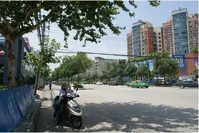 小区相关图