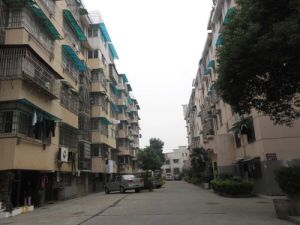 南郊公园中低楼层业主诚心出售看房方便