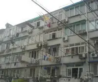 卫生间全明,大开间,品质小区,小区入口附近