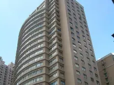 可看陆家嘴三件套,154平大平层。单价5万