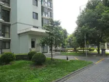 空中别墅!上下4层!挑高大厅!送大露台!