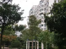 南北通透,繁华地段,近地铁,精装修,随时看房