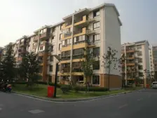 满五年税费少 户型方正 采光无遮挡 诚心出售