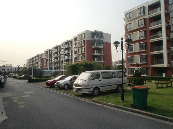 小区相关图