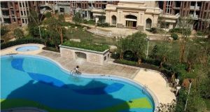 小区绿化高自带游泳池,南北格局户型方正采光充足