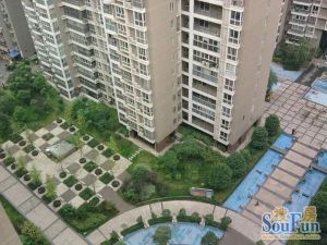 丽星景园,离赤岗岭地铁口只有300米,精装大两房