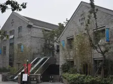 轻轨富华路站18号线旁边 精装修一室一厅 急售价格能谈