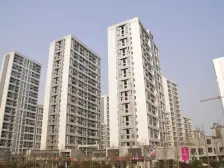 70年产权 双轻轨 朝南朝中庭 精装住家 诚心急售