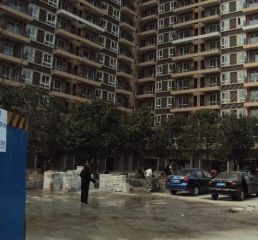 金沙蜜地2室1厅东