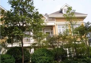 成都后花园一期5室2厅东南