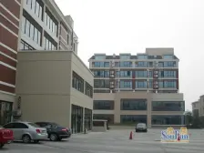 佘山新天地休闲广场 1室1厅 东南