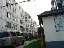 十全街二郎巷 一楼大院子 独立车库 院子一套单独出租