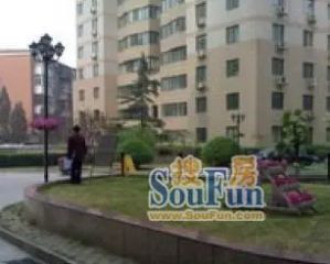 友谊花园5室2厅西南