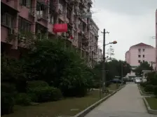 此房位于15号线朱梅路站 不靠马路,采光好,