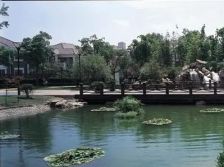 精装带大大大花园+独栋+满五+可停两台车+业主诚意