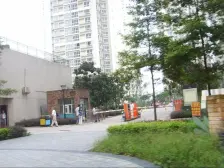 业主诚心出售,交通便利,出行方便