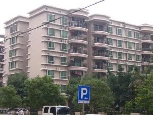 本房楼户型方正格局好,公摊少,实用,南向采光好