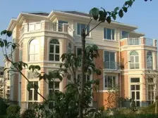 叠加别墅,不靠马路,有车库+固定车位,有露台有阁楼