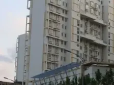 2005年房龄新,户型正气,精装修,满五税少