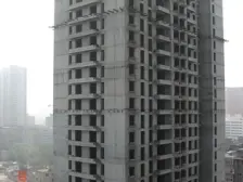 房子楼层适中,精装修,光线视野好