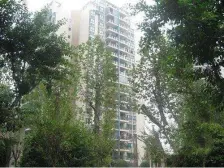 袁家岗轻轨站 重医旁 精装小户型 诚心出售