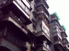 此房过五年,免重税,中华广场旁,小区环境安静舒适