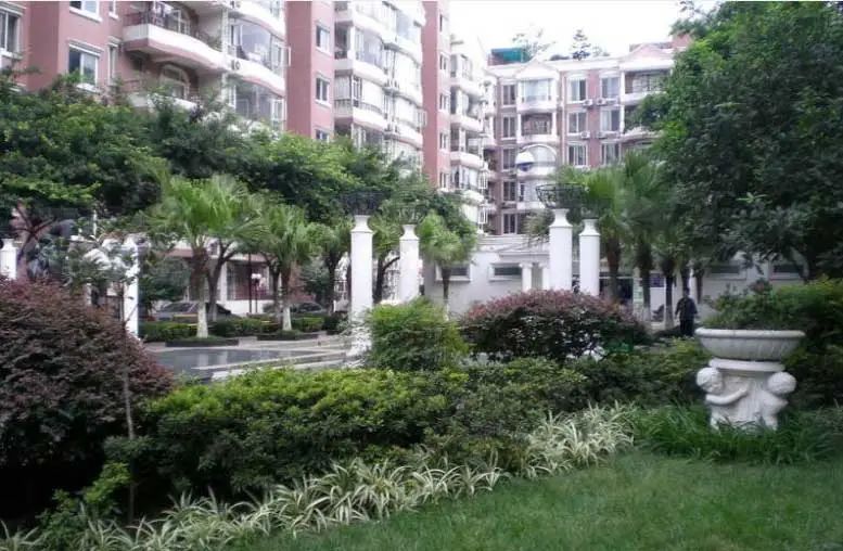 小区相关图