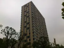 黑森林三期精装修大平层,业主急售,价格客沟通