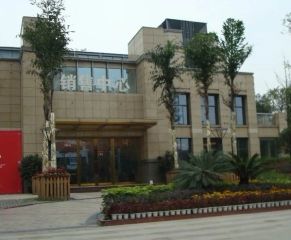 嘉瑞国际 4室2厅 南