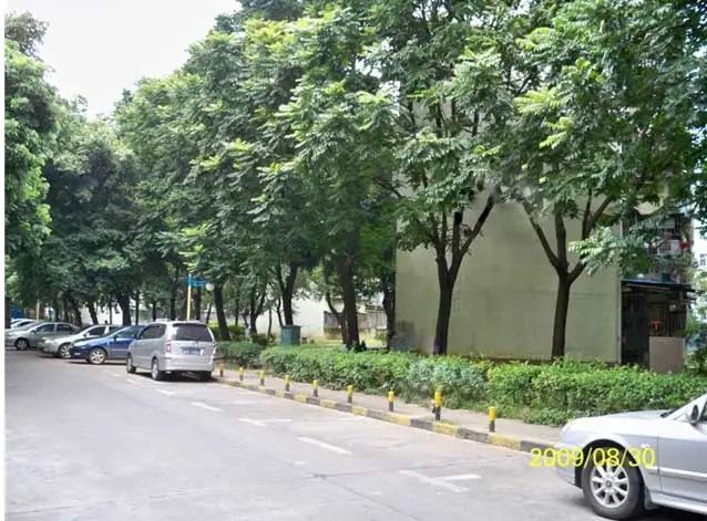 小区相关图