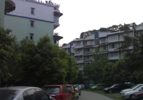 小区相关图