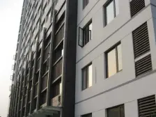 中元商务大厦 3线和4线换乘的宝带路站 出行便利