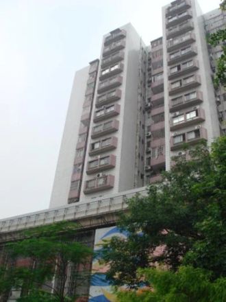 流花广场实景图