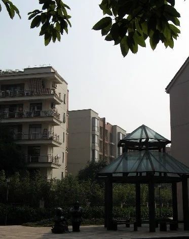 小区相关图