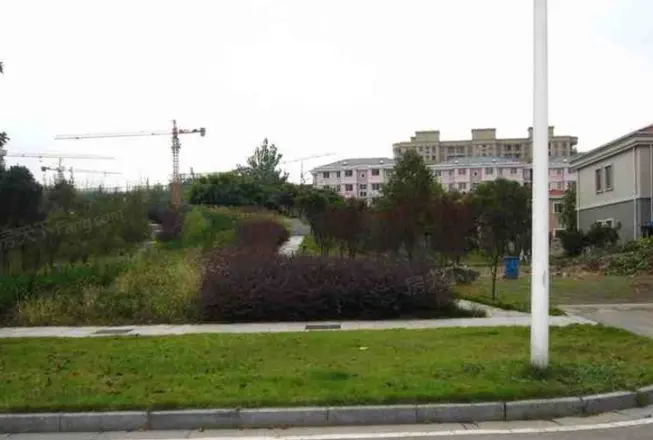 翠屏东南实景图