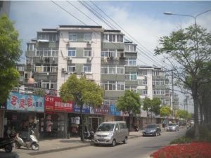节制闸新村纯一楼两室一厅房东诚心卖