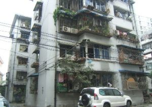 王家坝街1号1室1厅东
