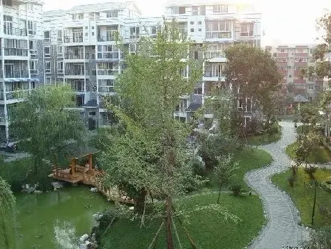 名景花园实景图