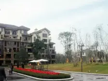 双山 晋愉林畔神韵三房185万