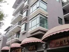 万达广场旁精装修大三居室双卫的纯洋房