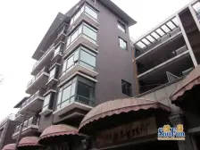 万达广场旁 洋房精装三室拎包入住 采光充足户型方正