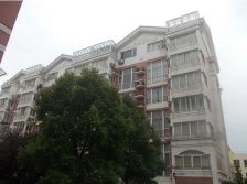 文峰花苑4室1厅南