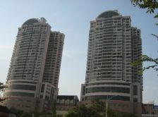 满五不唯一。房东诚心出售。电梯好房。采光充足